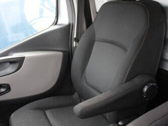 2018-renault-trafic-1435376-46171931