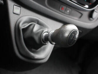 2017-renault-trafic-1-6dci-1435378-46171987