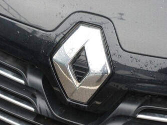 2016-renault-trafic-1435379-46171998