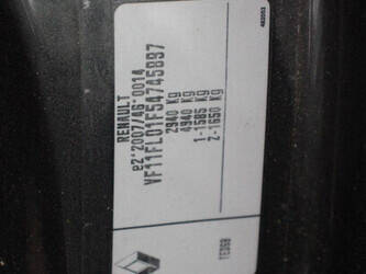 2016-renault-trafic-1435379-46172016