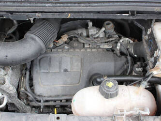 2016-renault-trafic-1435379-46172020