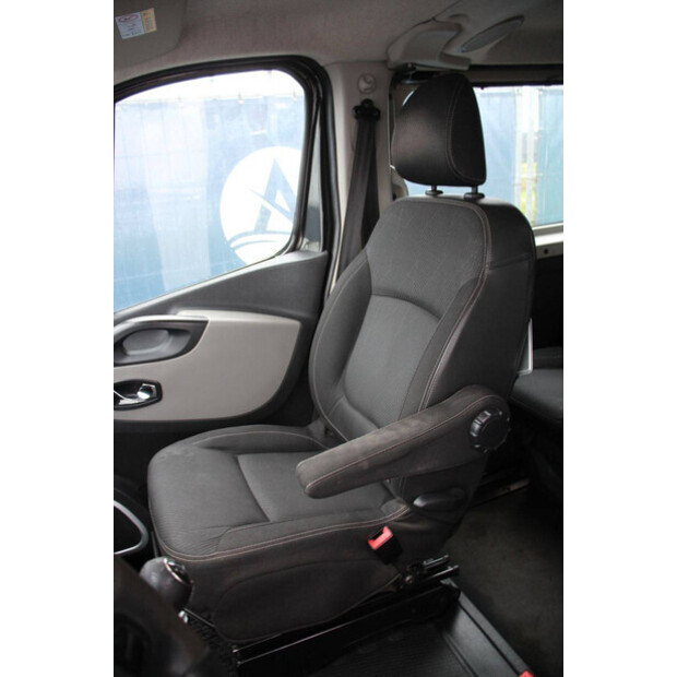 2016 Renault Trafic-46172028
