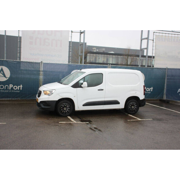 2020 Opel COMBO-46172035