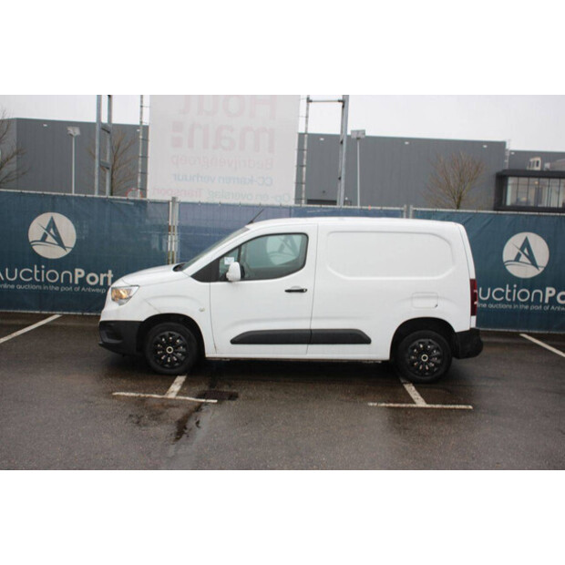 2020 Opel COMBO-46172036