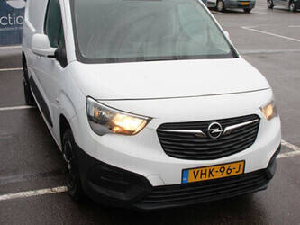 2020-opel-combo-1435380-46172040