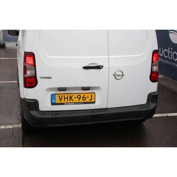 2020 Opel COMBO-46172045