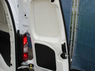 2020-opel-combo-1435380-46172050