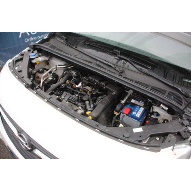 2020 Opel COMBO-46172060