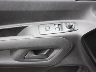 2020-opel-combo-1435380-46172065