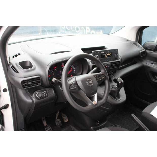 2020 Opel COMBO-46172066