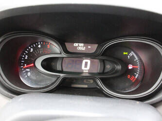 2018-renault-trafic-1435381-46172084