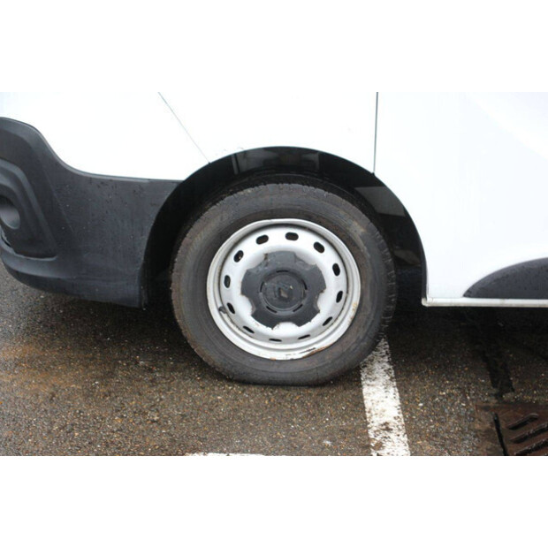 2018 Renault Trafic-46172090