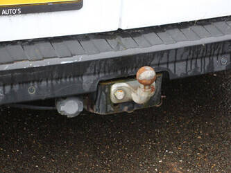 2018-renault-trafic-1435381-46172093