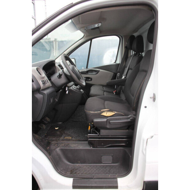 2018 Renault Trafic-46172107