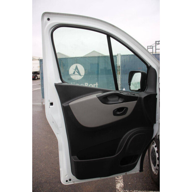 2018 Renault Trafic-46172108