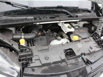 2018-renault-trafic-1435381-46172116