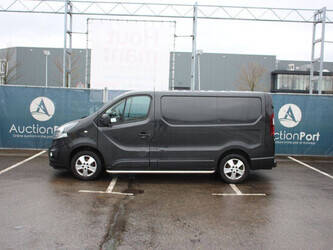 2015-opel-vivaro-1435382-46172121