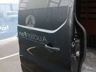 2015-opel-vivaro-1435382-46172145