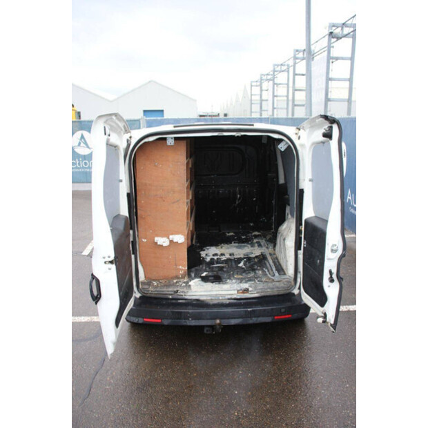 2013 Opel COMBO-46172183