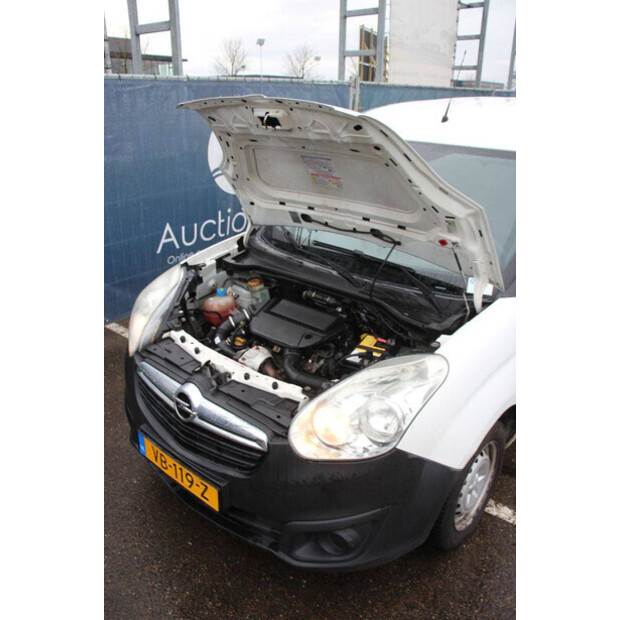 2013 Opel COMBO-46172192