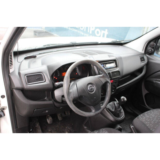2013 Opel COMBO-46172201