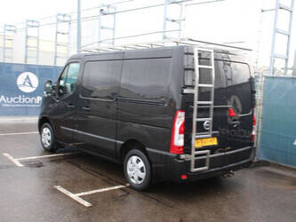 2017-nissan-nv400-1435385-46172257