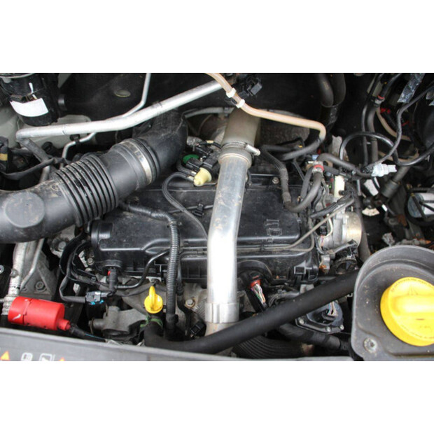 2017 NISSAN NV400-46172283