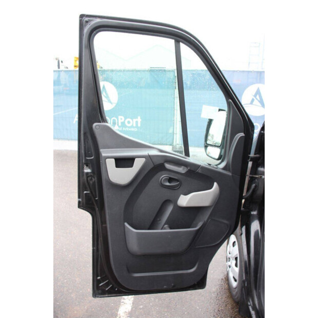 2017 NISSAN NV400-46172285