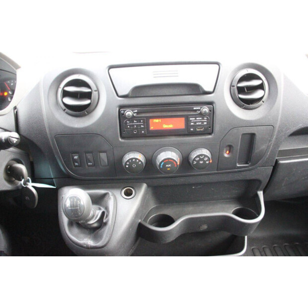 2017 NISSAN NV400-46172292