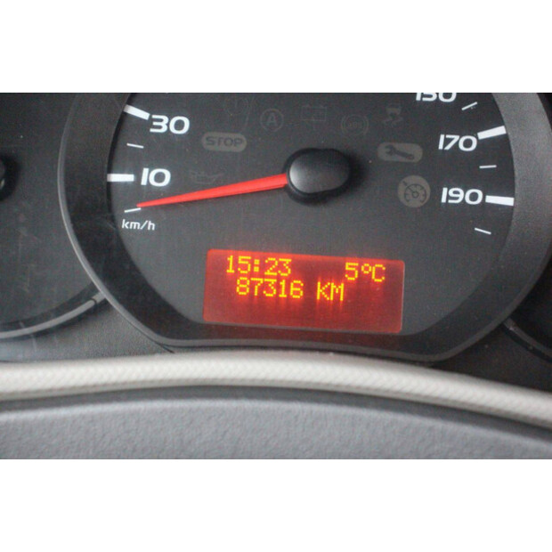 2017 NISSAN NV400-46172296