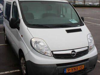 2011-opel-vivaro-2-5-cdti-1435386-46172303