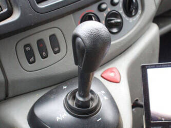 2011-opel-vivaro-2-5-cdti-1435386-46172339