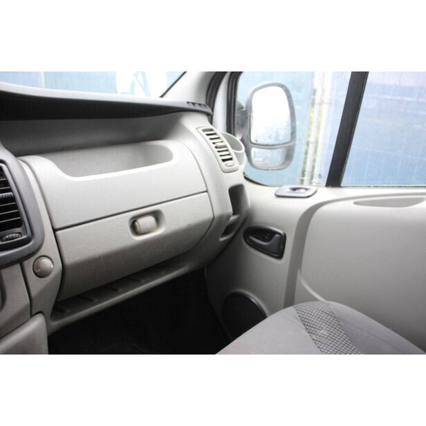 2011 Opel Vivaro 2.5 CDTI-46172345