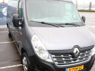 2018-renault-master-1435387-46172351