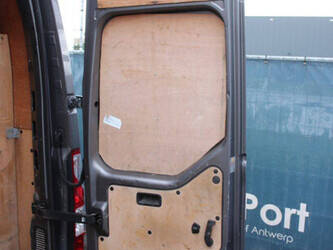 2018-renault-master-1435387-46172367