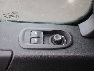 2018-renault-master-1435387-46172375