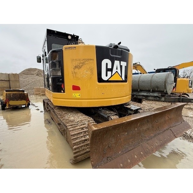 2020 كاتربيلر 325FLCR-46179529