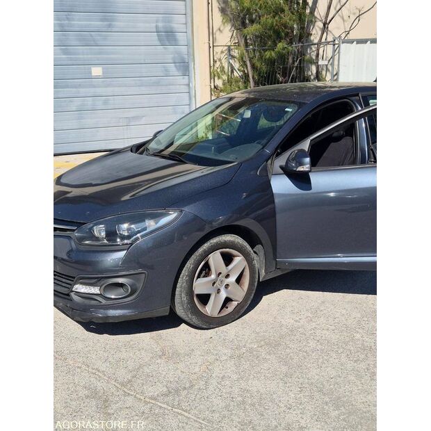 2015 Renault Megane-46186411