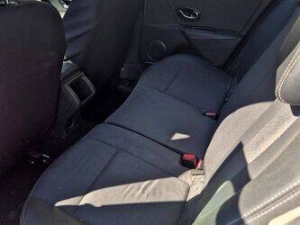 2015-renault-megane-1435523-46186420