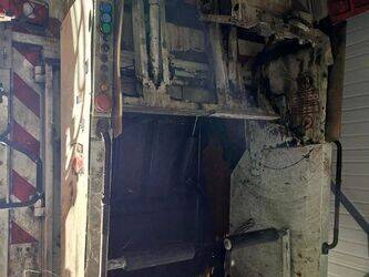 2008-renault-premium-1435527-46186517