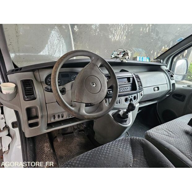 2010 رينو Trafic-46186613