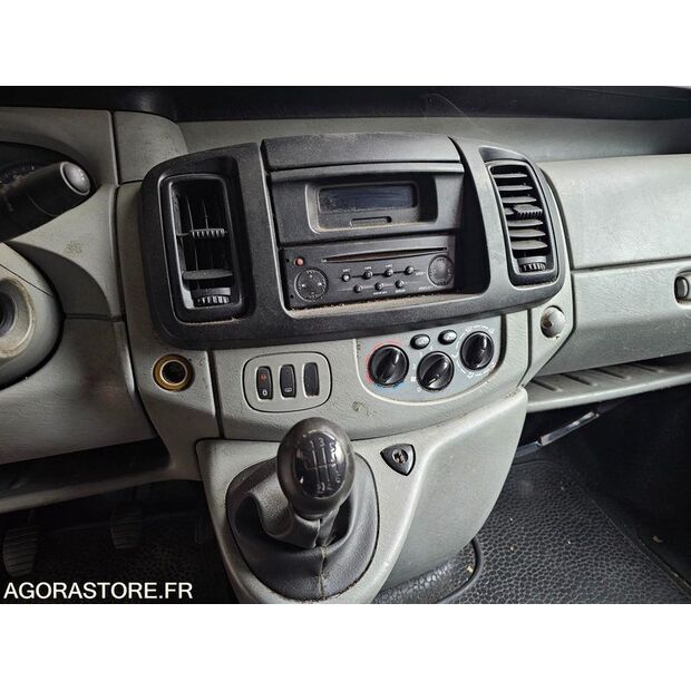 2010 رينو Trafic-46186614