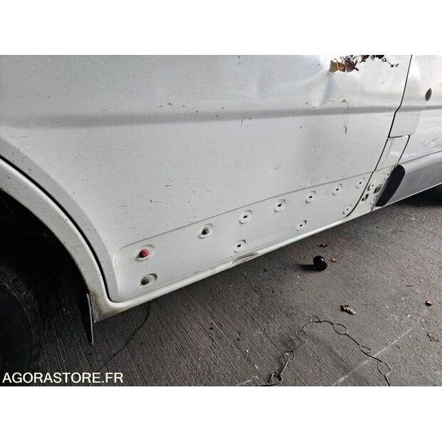 2010 رينو Trafic-46186622