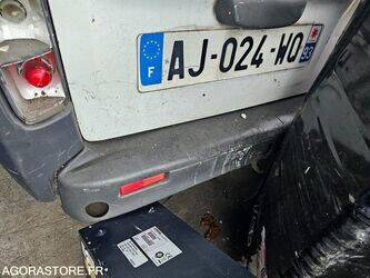 2010-renault-trafic-1435532-46186633