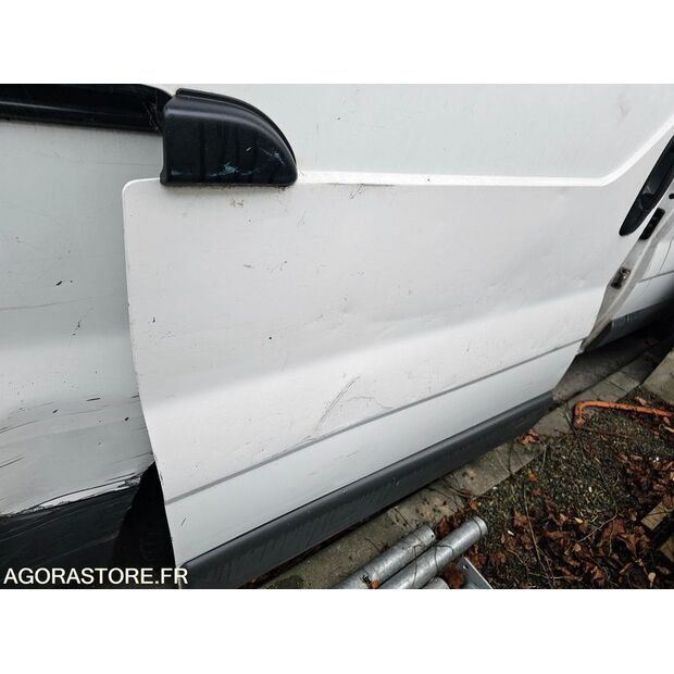 2010 رينو Trafic-46186640