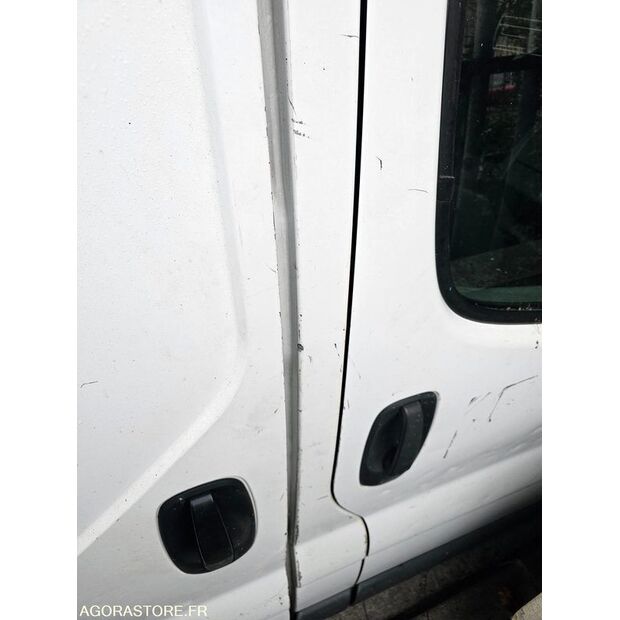 2010 رينو Trafic-46186646