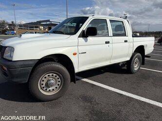 صورة ل سيارات 2001 ميتسوبيشي L200 للبيع في فرنسا