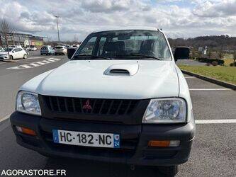 2001-mitsubishi-l200-1435538-46186853