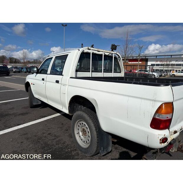 2001 MITSUBISHI L200-46186854