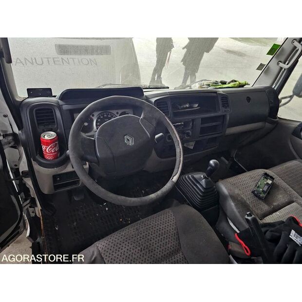 2009 Renault Maxity-46186871